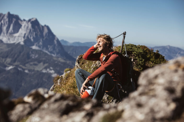 Kitzbühel Wandern am Jochberg Wanderer in Kitzbühel