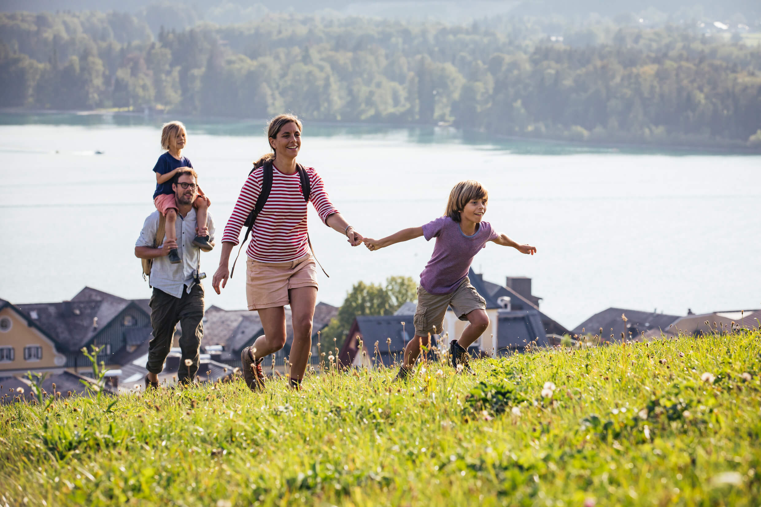 Wandern mit Familie bei Strobl am Wolfgangsee