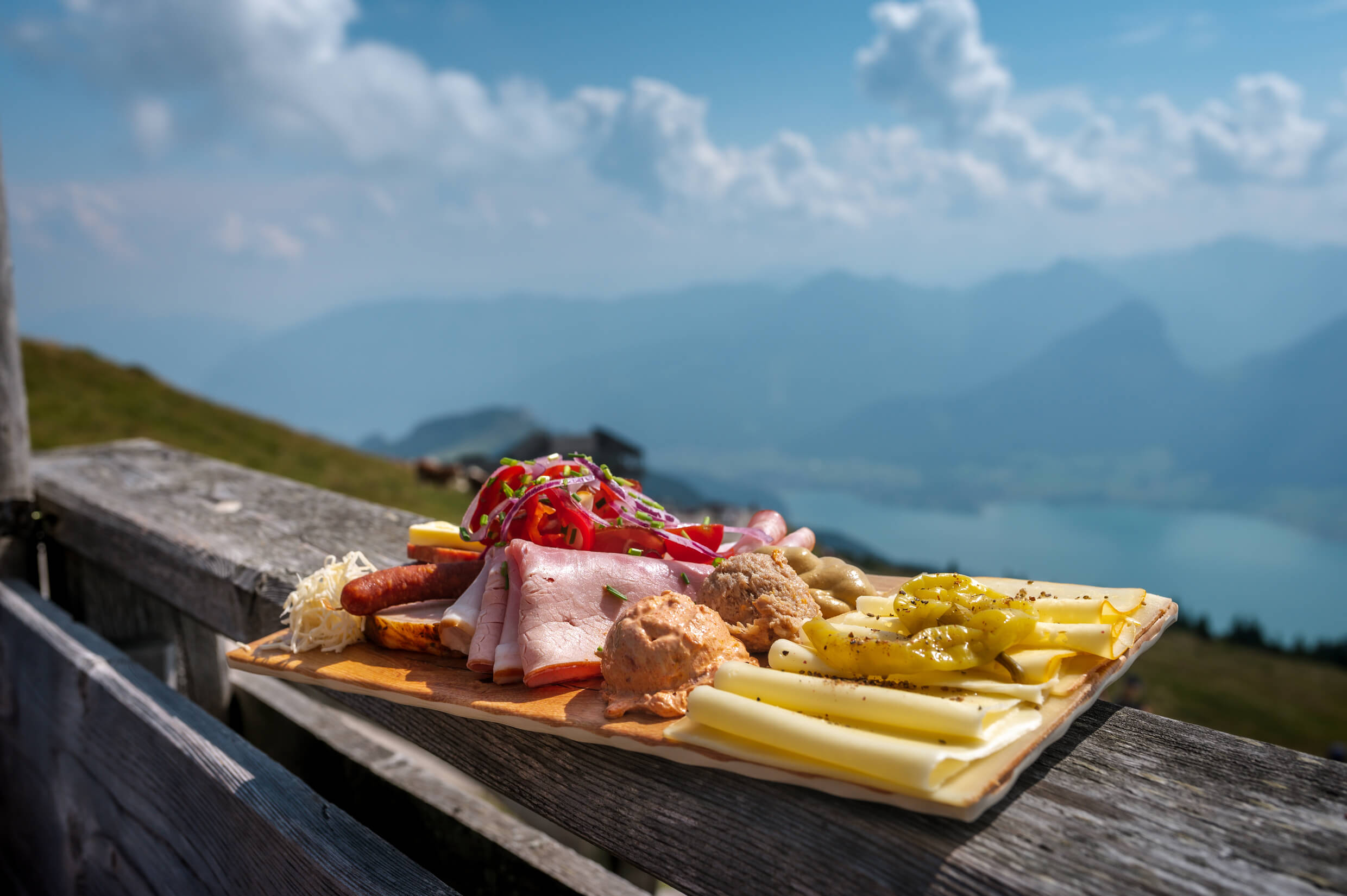 Jause auf der Himmelspforte am Schafberg Wolfgangsee