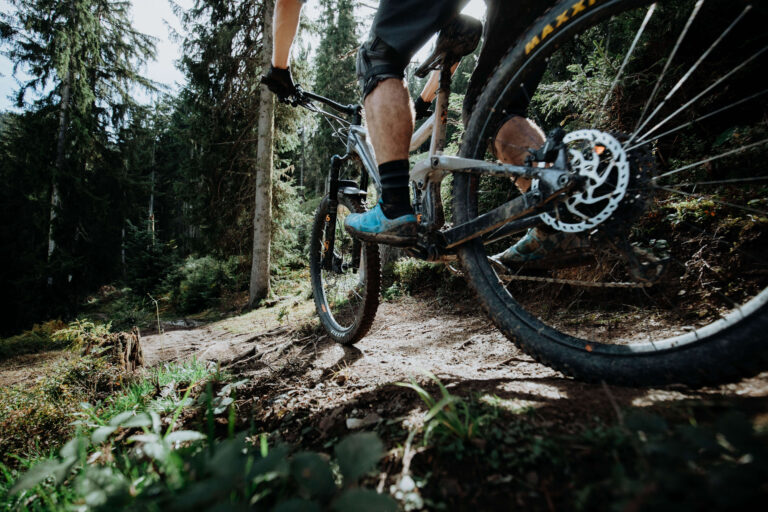 Saalfelden Leogang Downhill-Biken Mountainbiker in Saalfelden Leogang