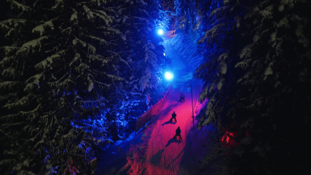 Beleuchtete Skiwelt in Söll